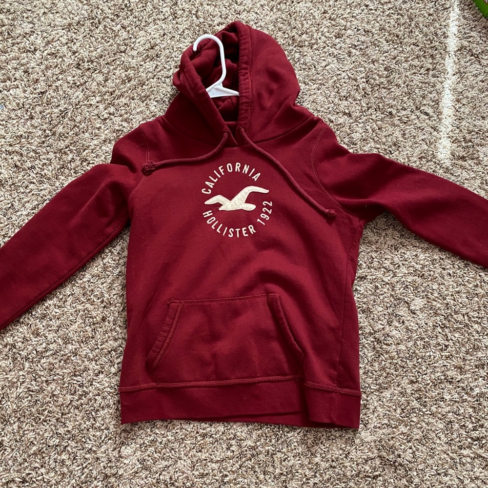 Hollister sweater